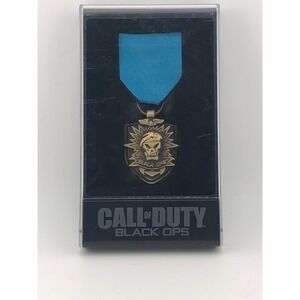 Call of Duty Black Ops Skull Metal Medal With Blue‎ Ribbon in Display Case